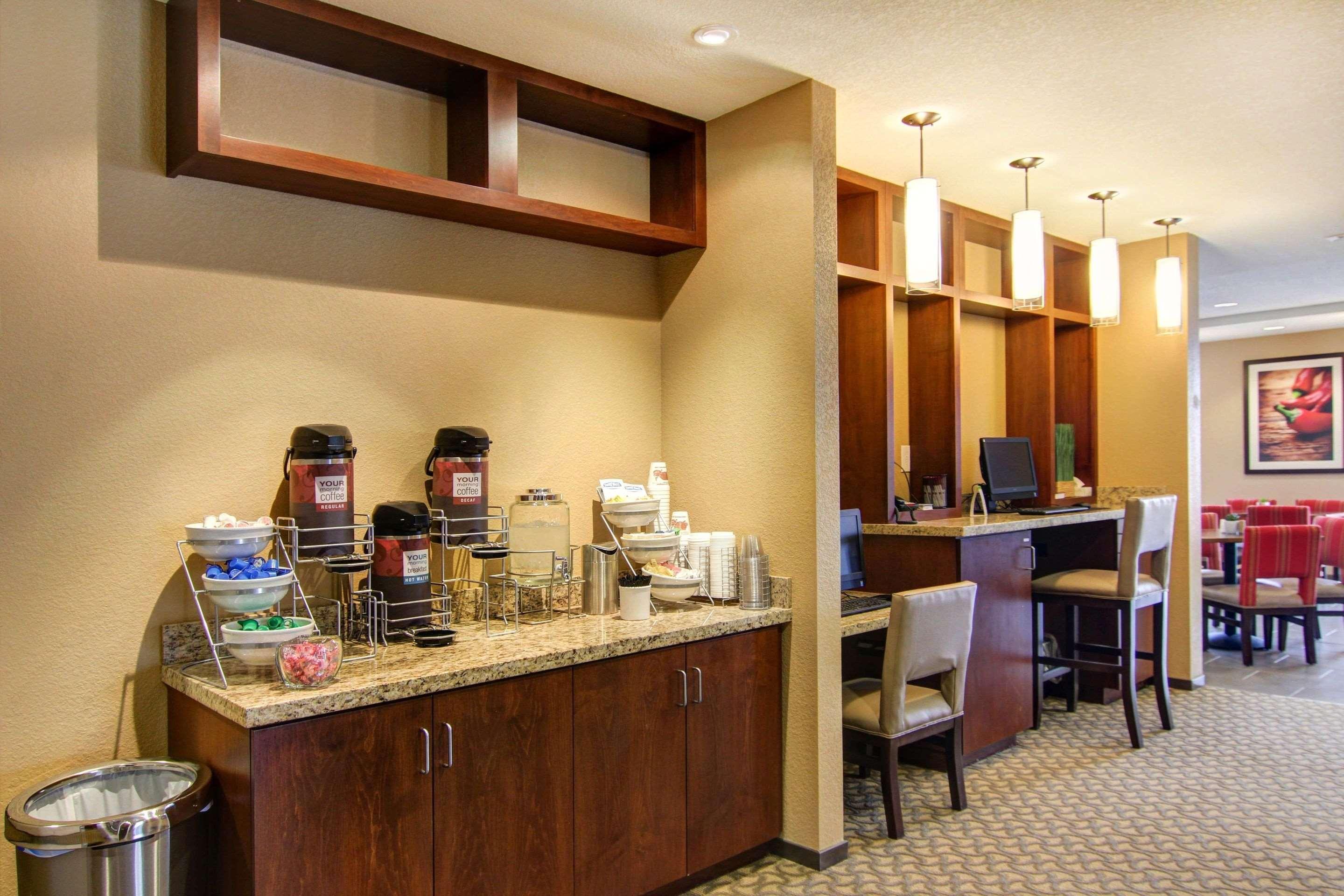 Comfort Suites Carlsbad Exteriör bild