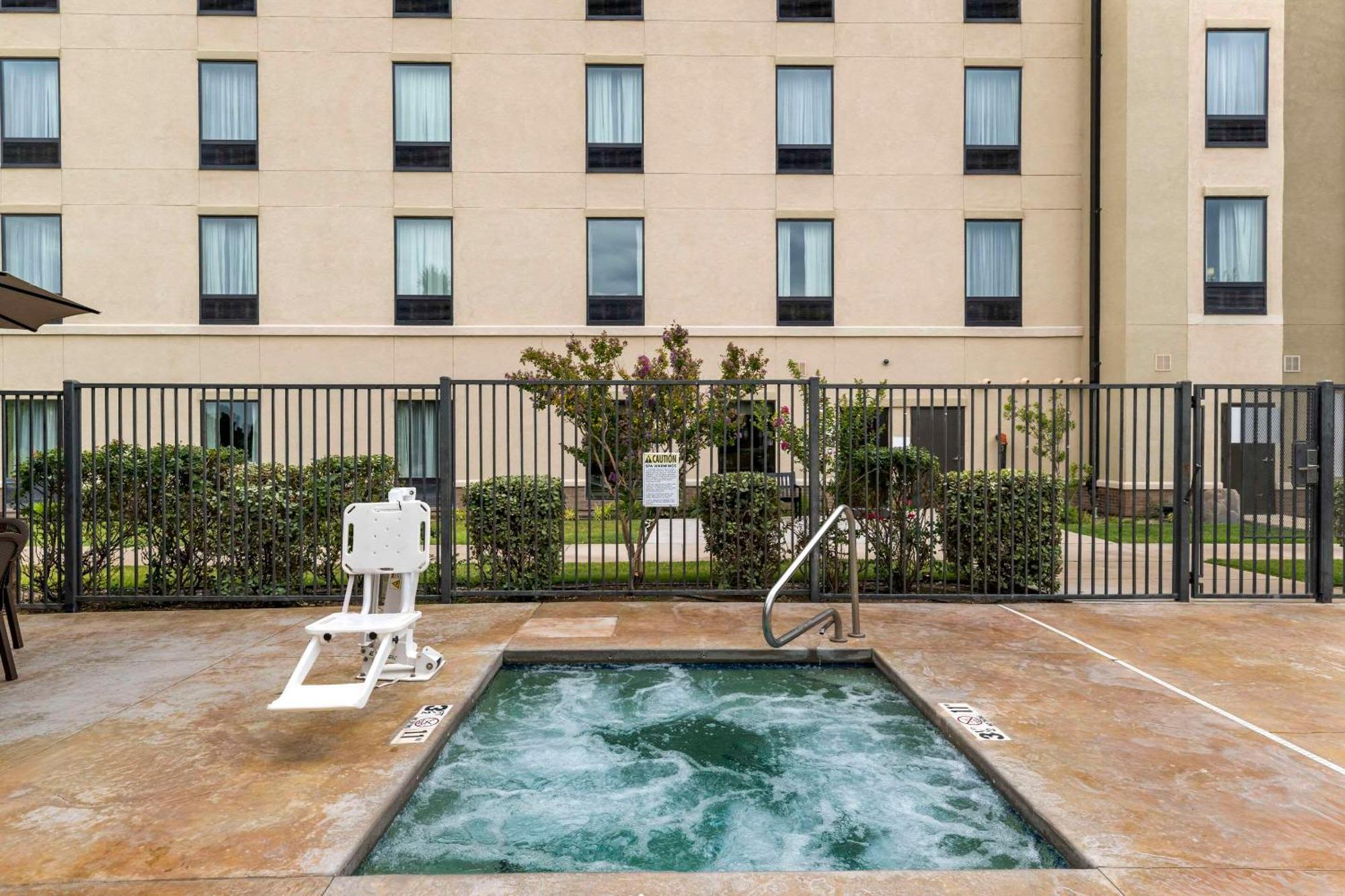 Comfort Suites Carlsbad Exteriör bild
