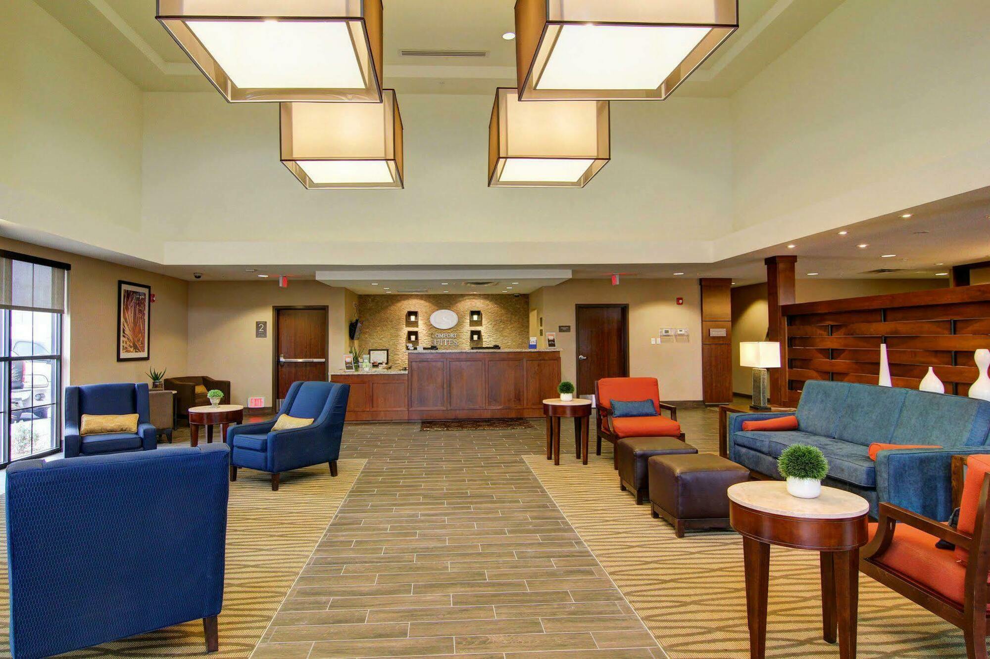 Comfort Suites Carlsbad Exteriör bild