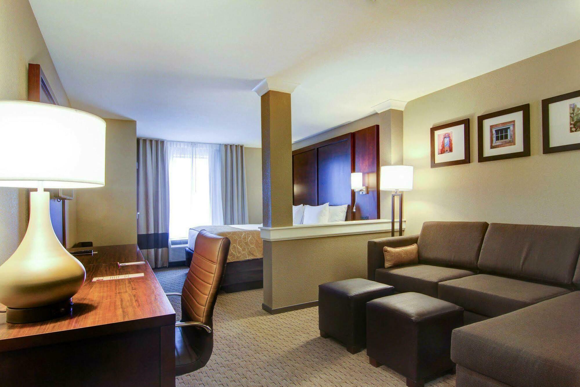 Comfort Suites Carlsbad Exteriör bild